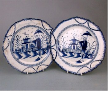 A pair of 'Three Dot Group' plates in the Long Eliza pattern, note the differences in vegetation and fence panels.