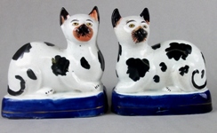 staffordshire-pottery-a-pair-of-fat-cats