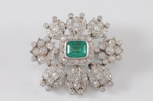 emerald and diamond mounted brooch (fs19/155)