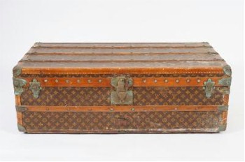 A Louis Vuitton trunk (complete with paper label number 210310) (FS21/973) is inviting bids of £500-£700.