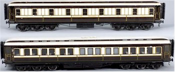 An Exley pair of matching LNWR Brown and Cream Livery coaches (a Dining Saloon and a Sleeping Saloon) carry a pre-sale estimate of £600-£800 (SC18/789).