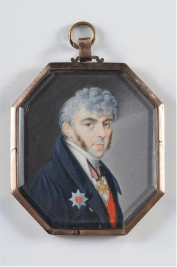 A miniature of a Russian officer (FS22/364) wearing the Star for the Order of St Vladimir and the Order
            of Saint Anne is anticipated to fetch £3,000-£4,000 in the picture auction.