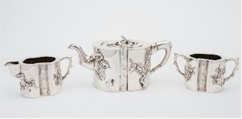 The Chinese Three Piece Silver Tea Service (FS25/104) fetched £2,000 at auction in the Westcountry Saleroom Complex.