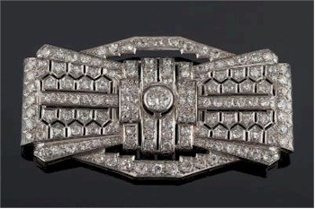 The jewellery auction within the Fine Sale also offers a French Art Deco Diamond
        Mounted Rectangular Plaque Brooch (FS29/242), which is catalogued with a pre-sale
        estimate of £3,000-£3,500.