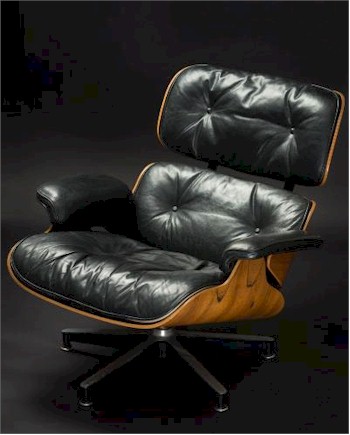 In April 2015, a Lounge Chair for Herman Miller (FS26/988) by Charles Eames (1907-1978) and Ray Eames(1912-1988) realised £1,750. 