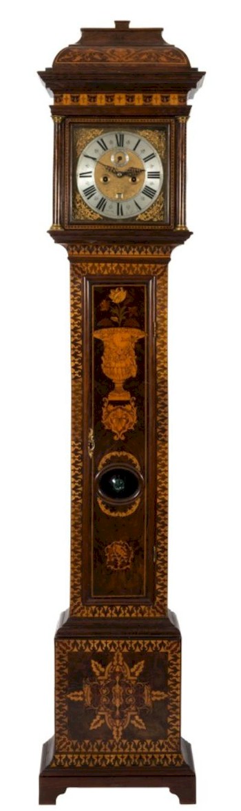 A Walnut Marquetry Longcase Clock (FS31/870) by Fran Schooc of Amsterdam fetched £2,700.