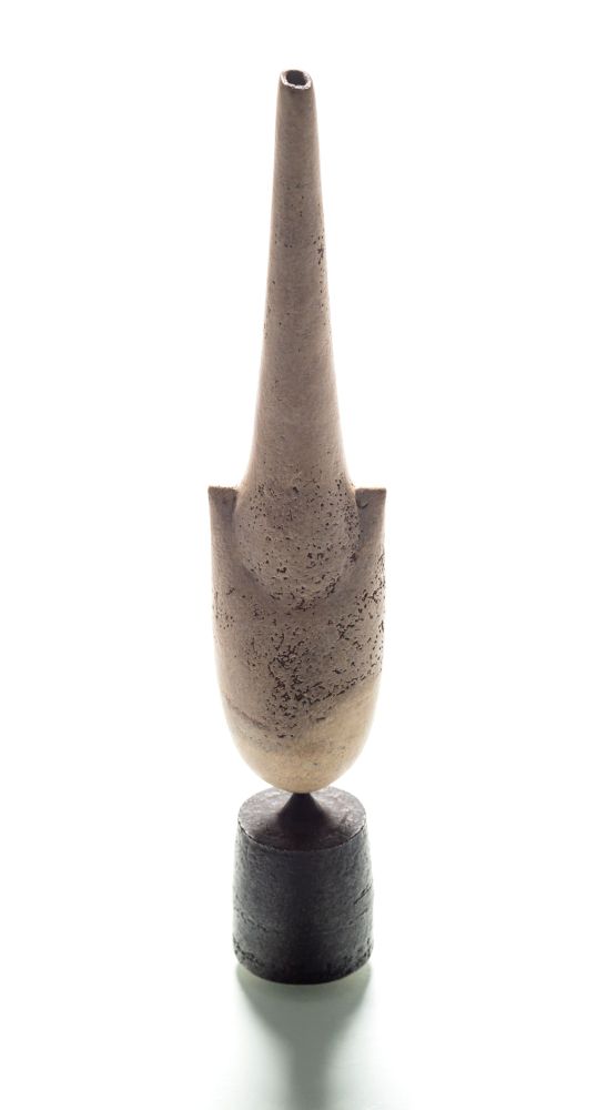 Hans Coper (1920 1981), A Stoneware Cycladic Vase Of Arrow Head Form