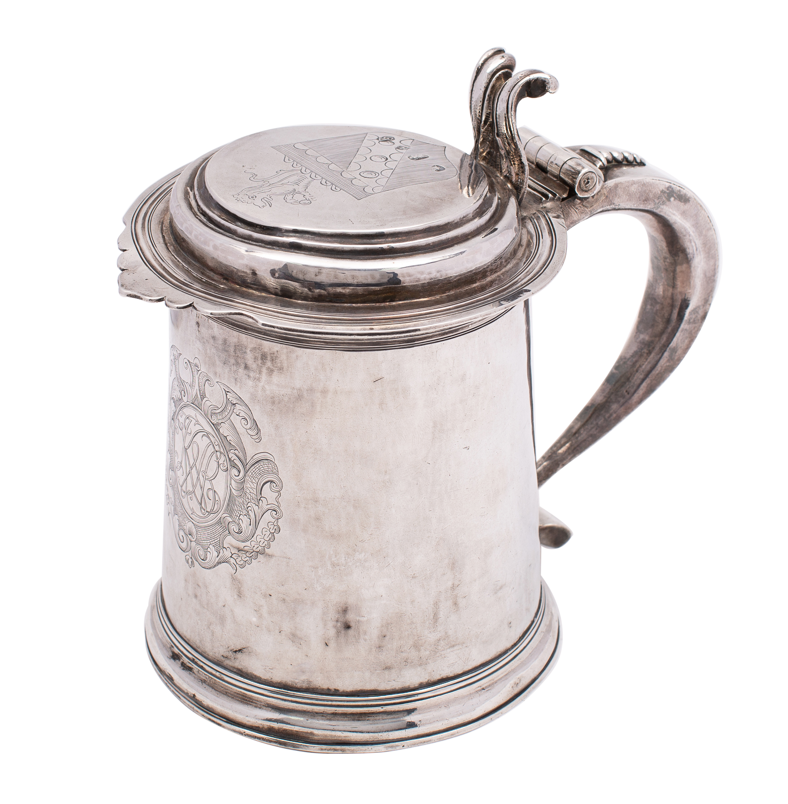 A Queen Anne silver lidded tankard, maker James Chadwick, London,